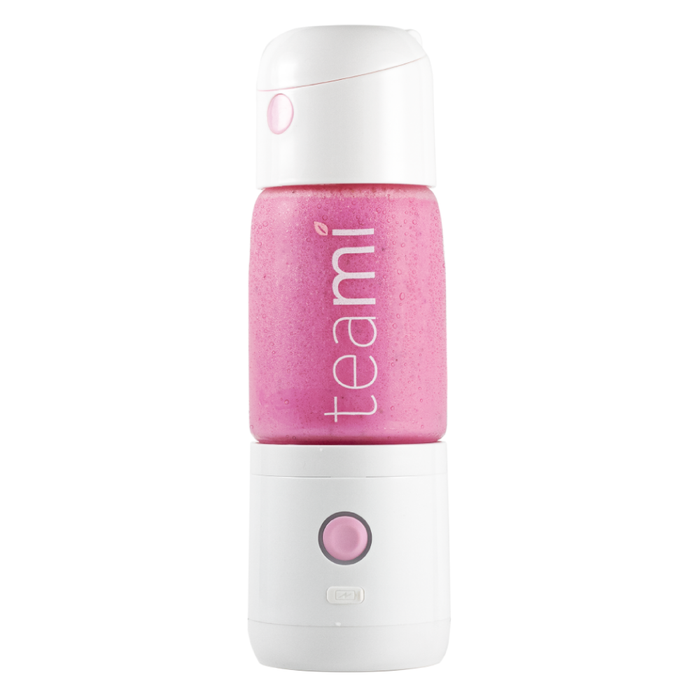 Teami MIXit Portable Smoothie Blender Pink with berry smoothie